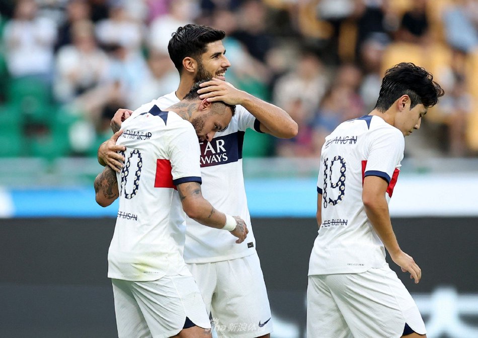 情况下依然 情况下依然